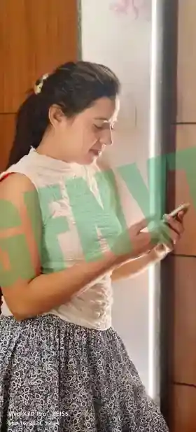 Deepa Real Call Girl Offers Own Phone Number 24/7